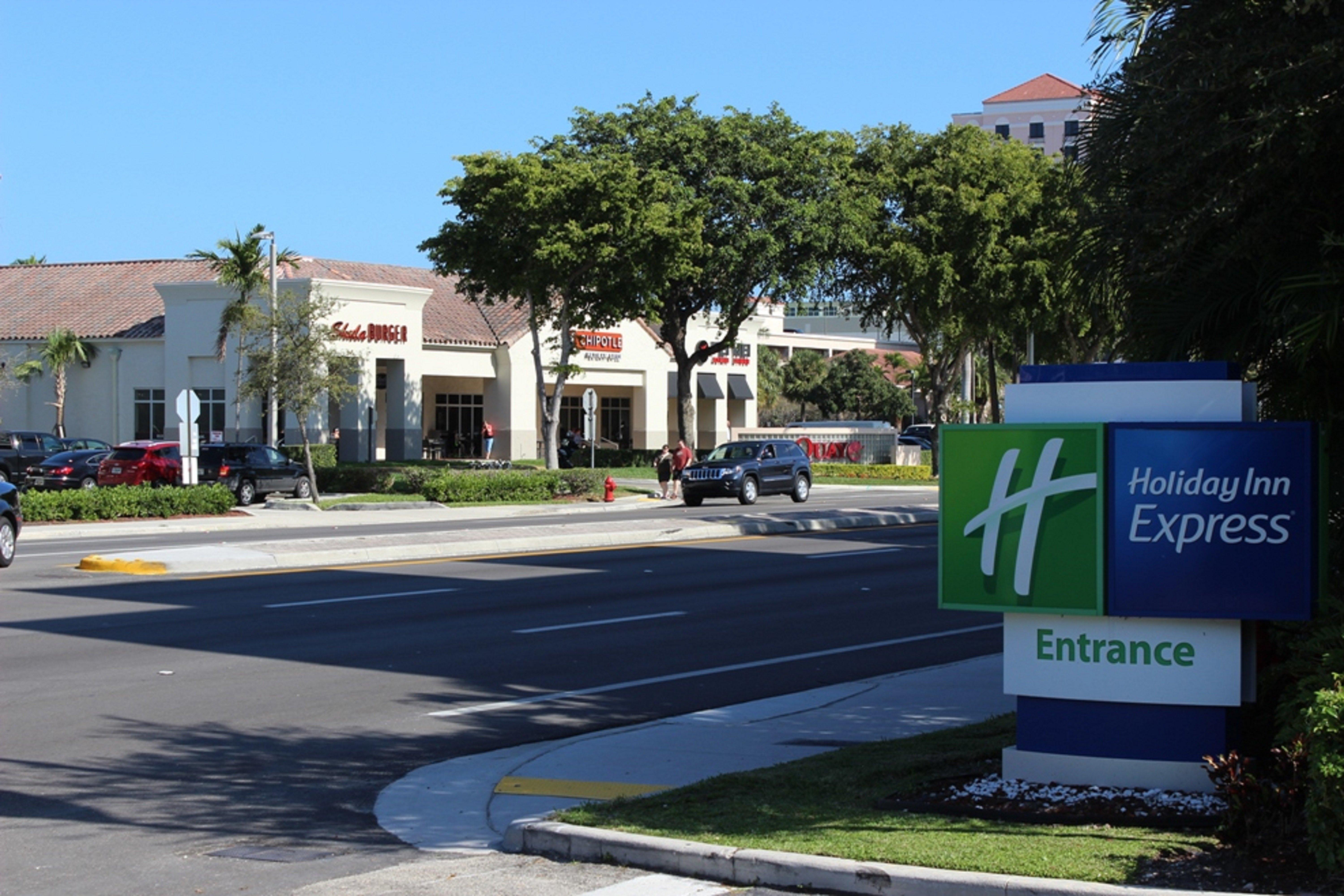 Holiday Inn Express Ft Lauderdale Cruise-Airport By Ihg Fort Lauderdale Eksteriør bilde