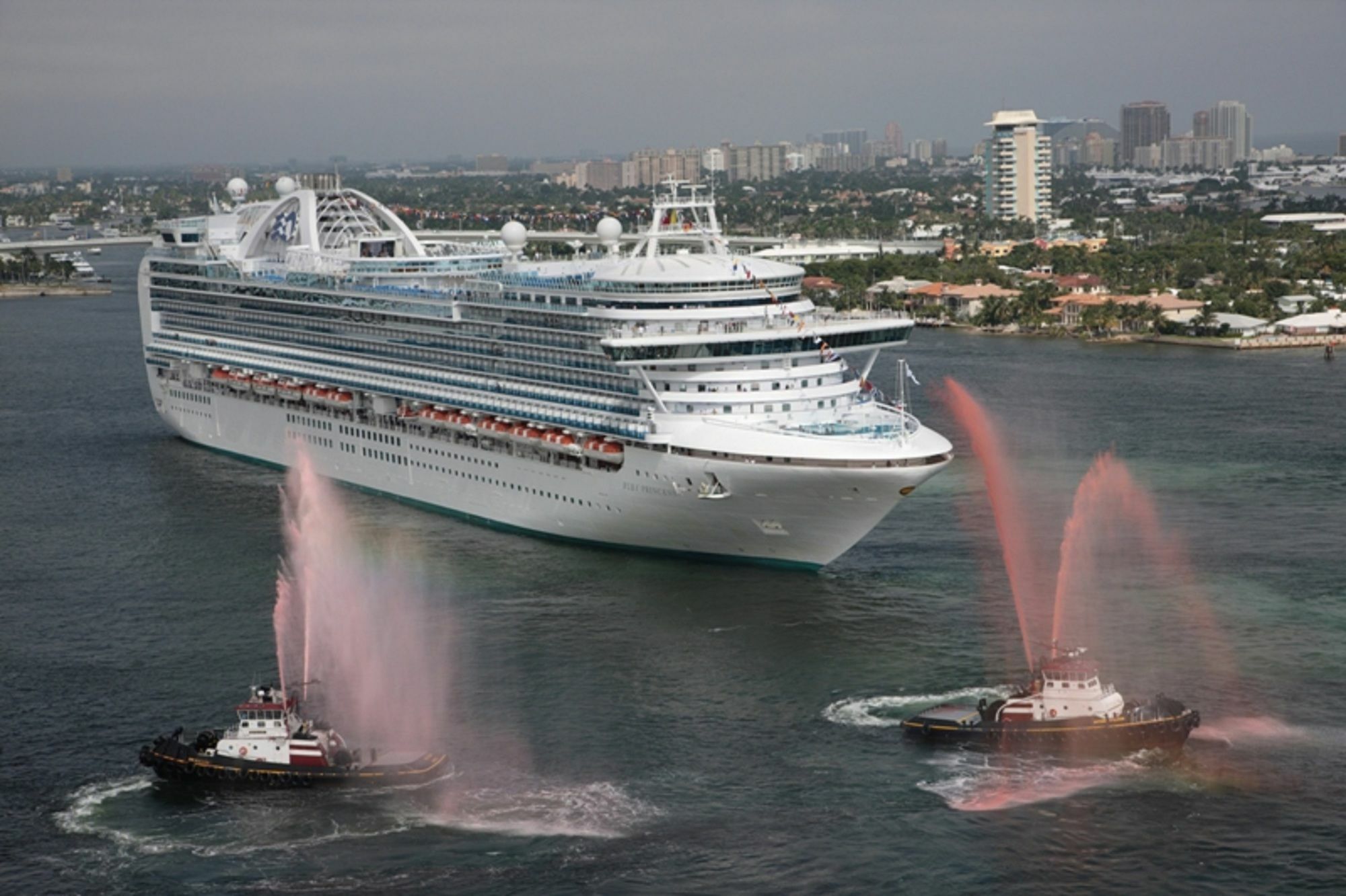 Holiday Inn Express Ft Lauderdale Cruise-Airport By Ihg Fort Lauderdale Eksteriør bilde