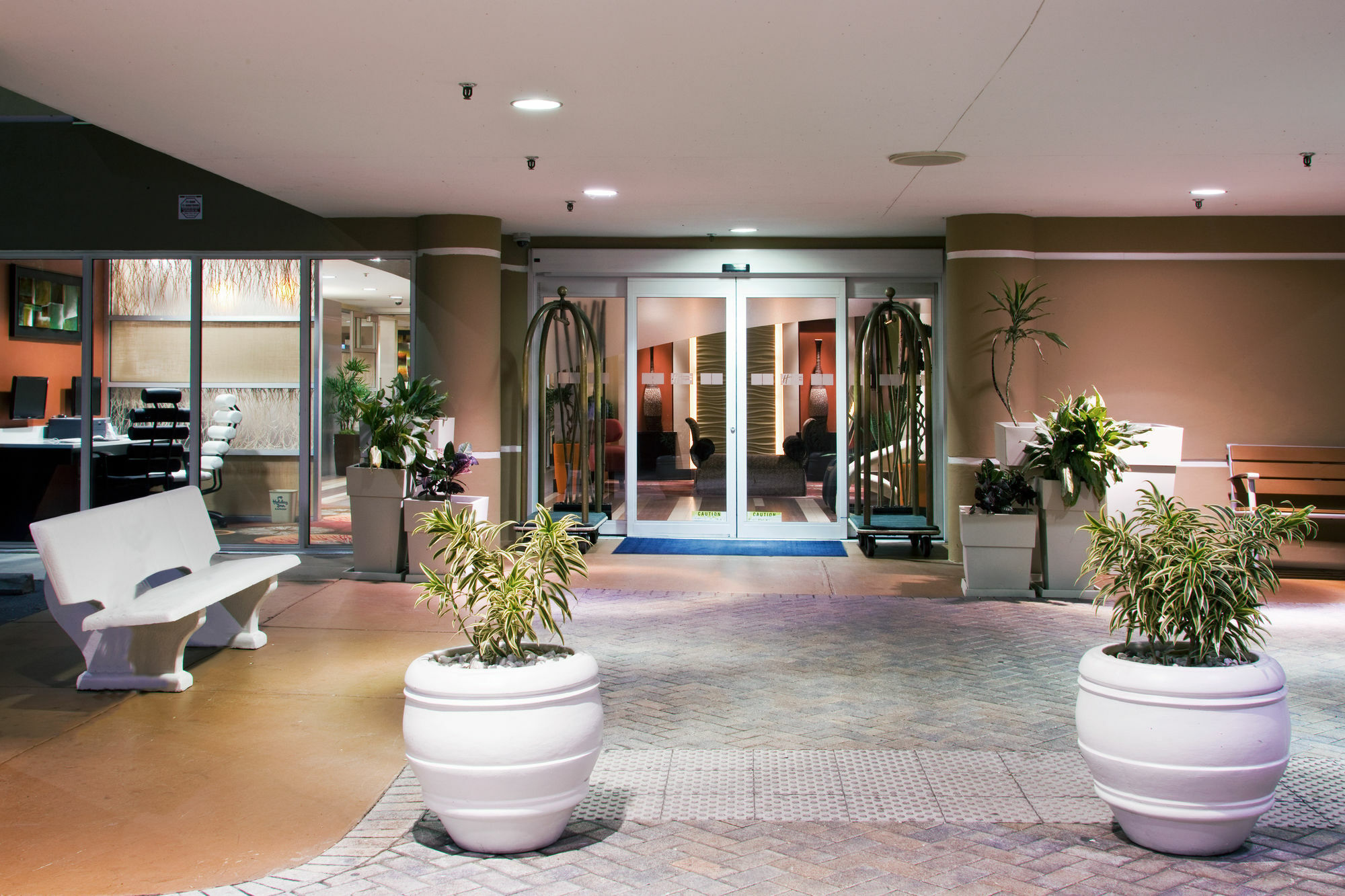 Holiday Inn Express Ft Lauderdale Cruise-Airport By Ihg Fort Lauderdale Eksteriør bilde