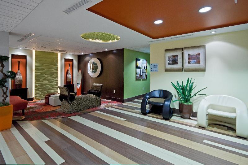 Holiday Inn Express Ft Lauderdale Cruise-Airport By Ihg Fort Lauderdale Eksteriør bilde